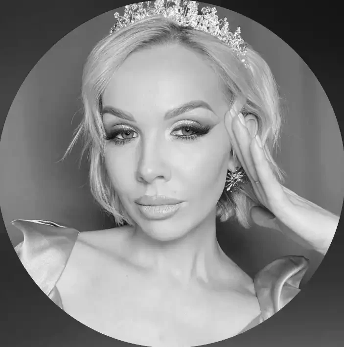 Визажист Александра Исаева, макияж и прически для рекламных и имиджевых фотосессий.
